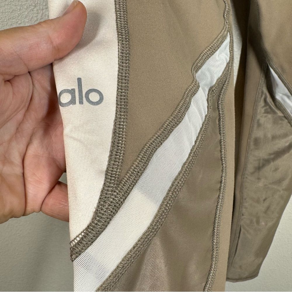Alo Yoga Elevate Long Length Brown Tan Leggings High Rise Mesh Panel Size Medium - Picture 6 of 7